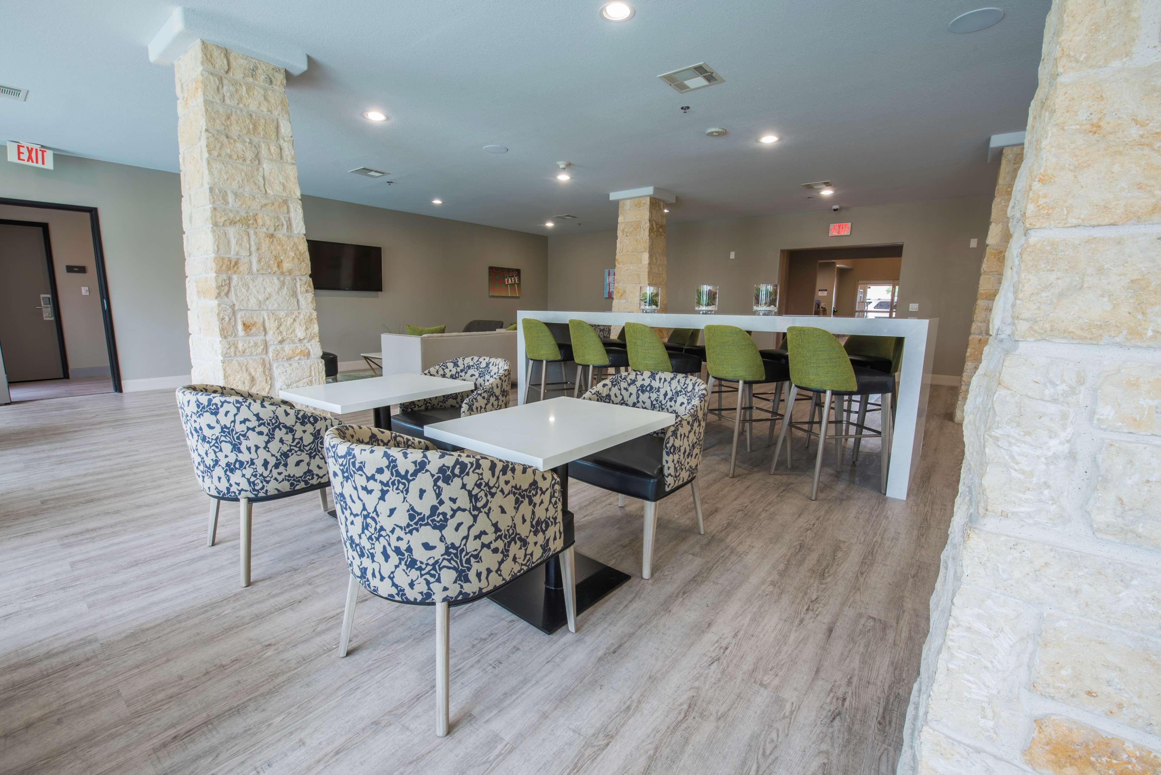 Clarion Pointe Near Medical Center Hotel ซานอันโตนิโอ ภายนอก รูปภาพ
